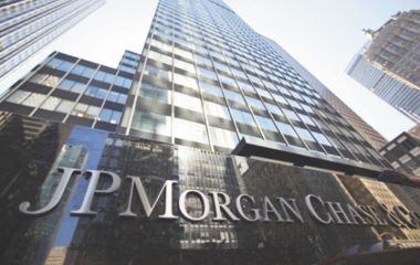 Los cuatro tipos de acciones que le van a ganar a la recesión, según JP Morgan
