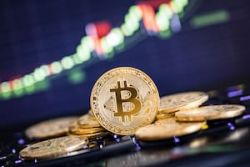 por-primera-vez-desde-enero-bitcoin-volvio-a-JQPN6J5LKBB5LNJXRMXWCFRKJI.jpg